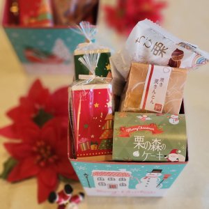 画像3: クリスマス限定雪だるまプチBOX 栗焼き菓子セット